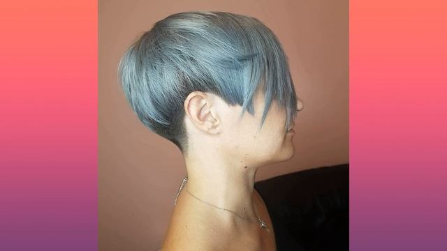 СТРИЖКА БОБ НА НОЖКЕ - 2020 / СТИЛЬНЫЕ ОБРАЗЫ / BOB HAIRCUT ON THE LEG-2020. смотреть онлайн