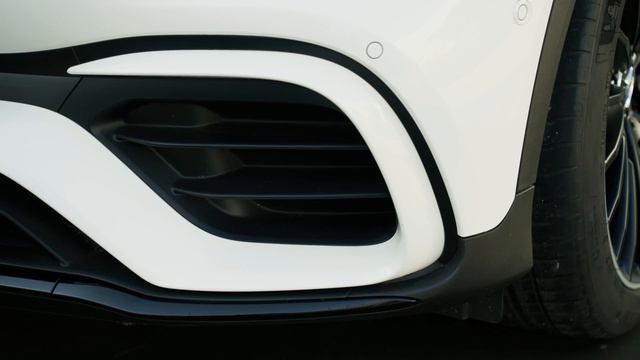 Mercedes-Benz AMG GLC 63S 4MATIC+ Design смотреть онлайн