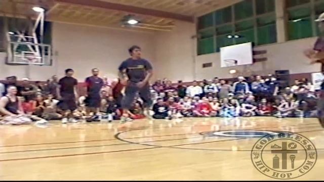 AMAZING BATTLE! Circle of fire vs Soul Control!! | Out for fame 2000 смотреть онлайн