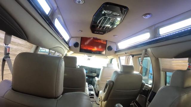 This $80,000 Chevy Explorer Conversion Van Is A Private Jet For The Road (Makes Escalade Feel Cheap смотреть онлайн