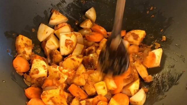 Тайский Массаман Карри ? | Вкуснейшее жаркое в мире если верить CNN! Популярное блюдо Тайланда??