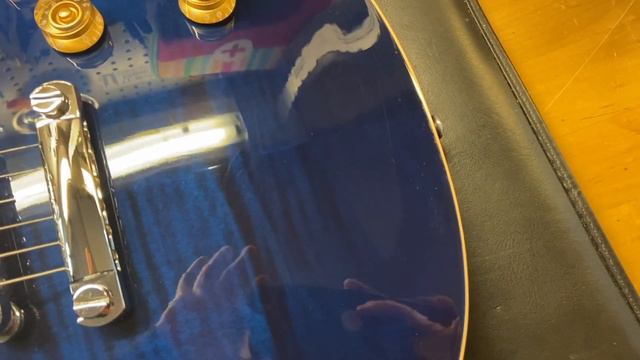 2011 Gibson Les Paul Traditional Plus Chicago Blue смотреть онлайн
