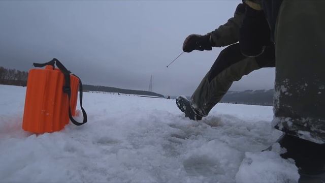 Зимняя рыбалка на окуня в январе 2021 года. Д. Дуденево, Нижегородской области. смотреть онлайн