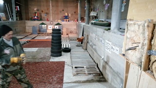 Нож IVA обучающие упражнения и броски ножа на 15 м и 10 м без вращения смотреть онлайн