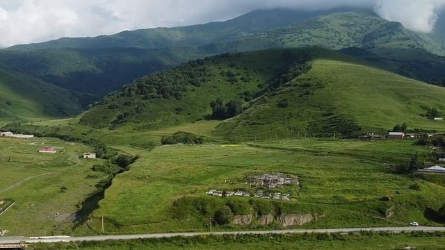 Кармадонское ущелье. Там где погиб БОДРОВ. Мертвый ГОРОД. смотреть онлайн