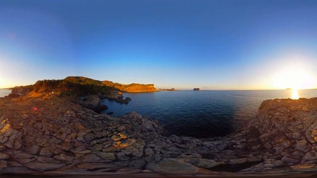 제주 추천 여행지 황우지와 외돌개의 풍경과 설화. 항공 8k 360 VR смотреть онлайн