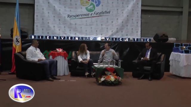 VISITA DE VICEMINISTRA DE LAS TIC A FACATATIVÁ смотреть онлайн