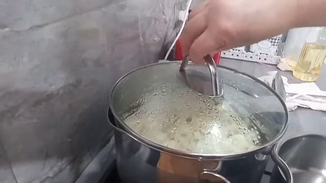 Цветная капуста в кляре с хрустящей корочкой и сочная внутри.Вкусная и быстрая скорей попробуй ты. смотреть онлайн