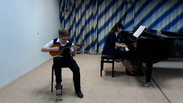 Окользин Максим/соло/домра/3 в.гр./12лет/Л.Боккерини "Менуэт",р.н.п."По улице мостовой",обр.В.Дител смотреть онлайн