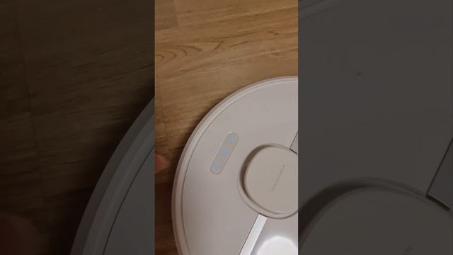 Робот-пылесос Dreame Robot Vacuum D9 ОБСЛУЖИВАНИЕ смотреть онлайн