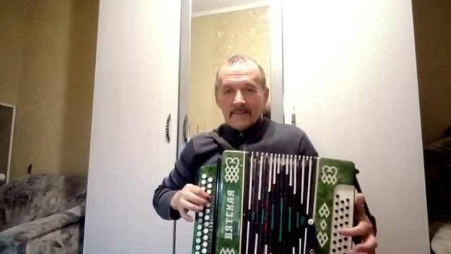 Две гармони кировской фабрики, сравниваем... смотреть онлайн