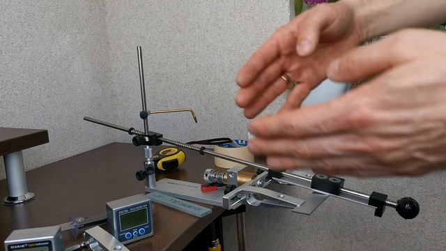 Обзор. Точилка KosiM с поворотным механизмом.