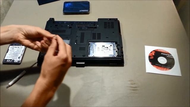 How to Install A 120 GB SSD In A HP Laptop смотреть онлайн