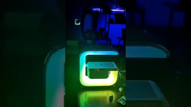 G Shape Bluetooth LED Wireless Speaker With RGB Mood Light (HM-G3 Big Square G- With Clock) смотреть онлайн