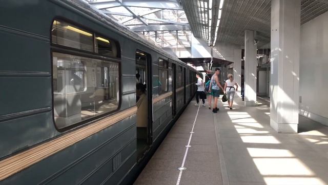 81-717/714.5 и 81-714.5М Перекраска Московский транспорт На станции Технопарк смотреть онлайн