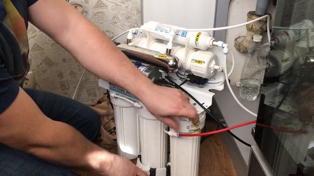 Замена картриджей в фильтре обратного осмоса смотреть онлайн