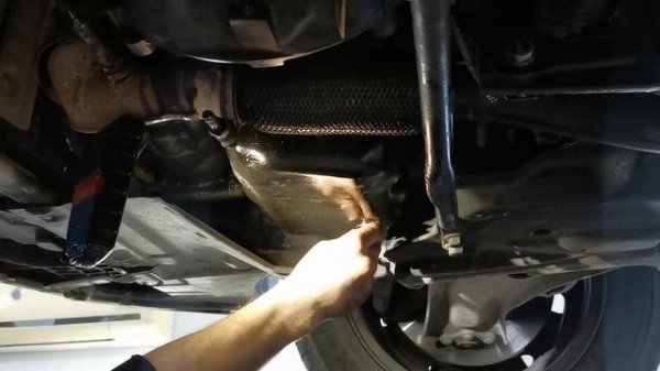 Peugeot 207 1.4 vti regular service (oil filters replace)