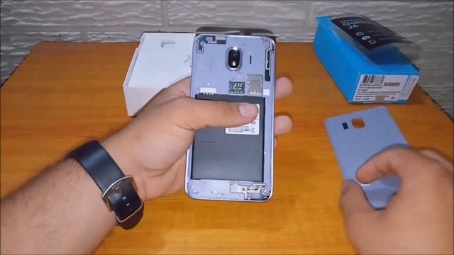 Unboxing Samsung Galaxy J4, el gama baja que lo tiene todo смотреть онлайн