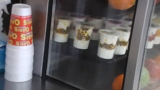 Frozen yoghurt. Brisbane city смотреть онлайн