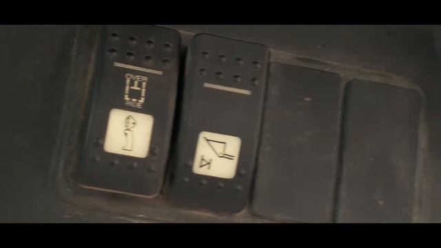 CAT - 247 Гусеничный с Гидромолотом (Обзорный ролик) смотреть онлайн