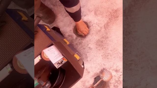 Ловля гибрида пеляди и чира.Городской водоем 33 шахта. смотреть онлайн