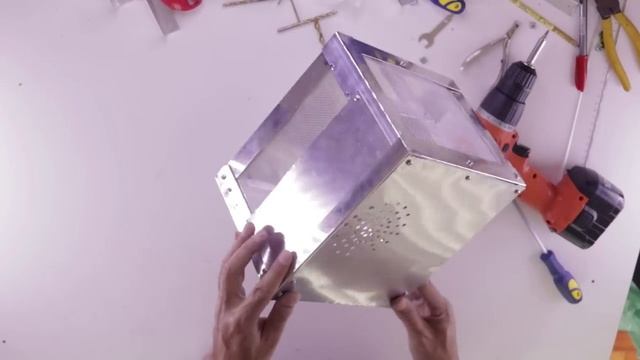 DIY Construa um MINI PC GAMER ITX SuperCOMPACTO e PODEROSO #GTX 1070TI #PUBG no ULTRA смотреть онлайн