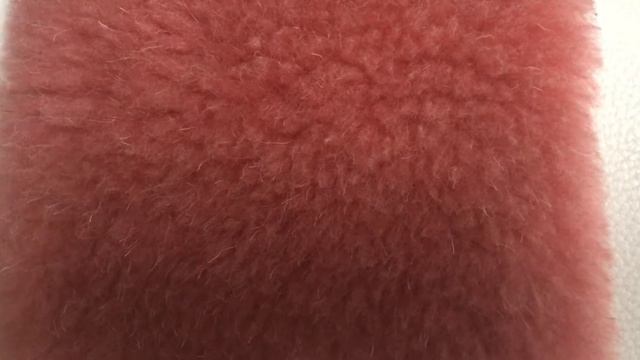 Шерстяной мех на трикотажной основе. Цвет брусника. смотреть онлайн