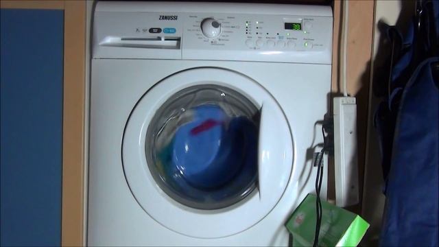 Zanussi ZWHB7160 Washing Machine : Cotton Standard eco 60'c + extra rinse смотреть онлайн