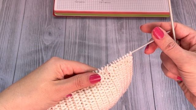 НА ПИКЕ ПОПУЛЯРНОСТИ- КРЕАТИВНЫЙ V-ВЫРЕЗ ГОРЛОВИНЫ на жилете с узором ПОЛУПАТЕНТНАЯ РЕЗИНКА смотреть онлайн