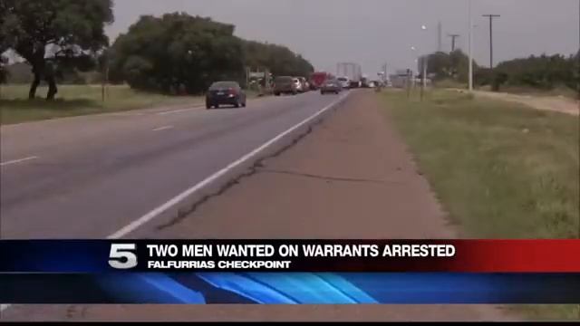 2 Men Wanted on Warrants Arrested at Falfurrias Checkpoint смотреть онлайн