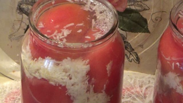 Маринованные помидоры на зиму в снегу. Очень вкусно!. смотреть онлайн