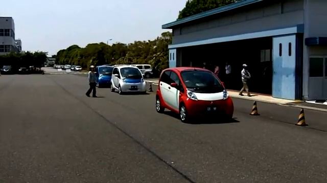 Bill Wyatt at the Mitsubishi I-miev test drive смотреть онлайн