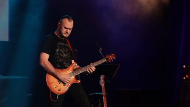 The White Queen - Pasha Triput Guitar Solo смотреть онлайн