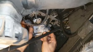 Форд Транзит 2.2 TDi - Замена  насоса не снимая двигателя.