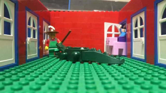 Classic LEGO Hallway Chase смотреть онлайн