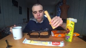 МУКБАНГ/АСМР СЛАДОСТИ -ПЕЧЕНЬЕ,ГЛАЗИРОВАННЫЕ СЫРКИ, ВАФЛИ,КОНФЕТЫ/ и КОФЕ/ДЕСЕРТ/EATING/ASMR/Mukban