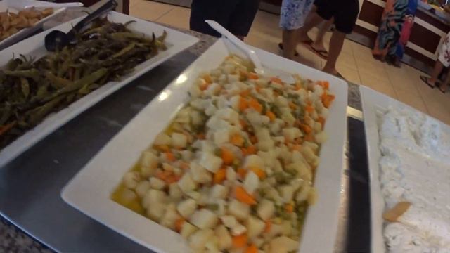 All inclusive в Pineta Club. Обед и завтрак смотреть онлайн