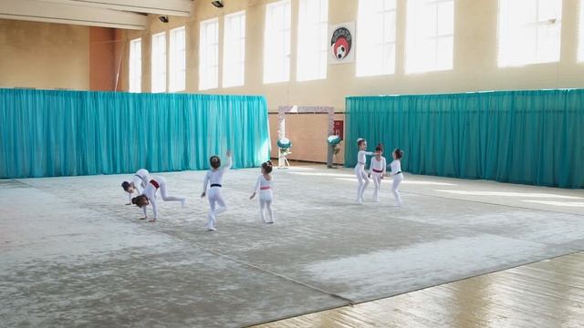 Клуб гимнастики ПРИНЦЕССА СПОРТА "Весна 2018". Витебск. 15.04.18г. смотреть онлайн