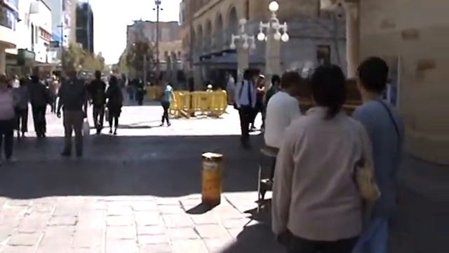 Perth Street Performer Piano player смотреть онлайн