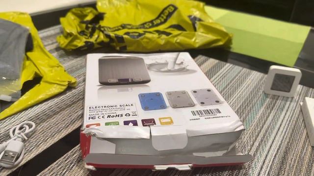 Что заказать на AliExpress . Кухонные весы, датчик температуры и влажности. смотреть онлайн