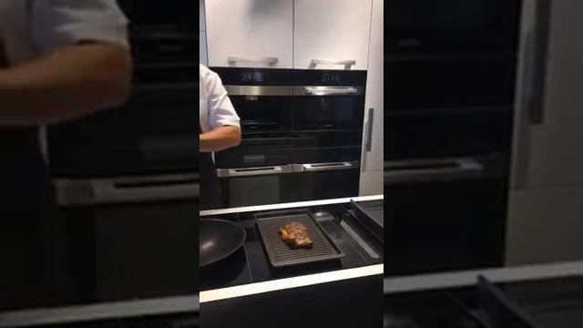 Стейк и баклажан L Цех