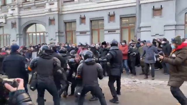 незаконная акция Владивосток смотреть онлайн
