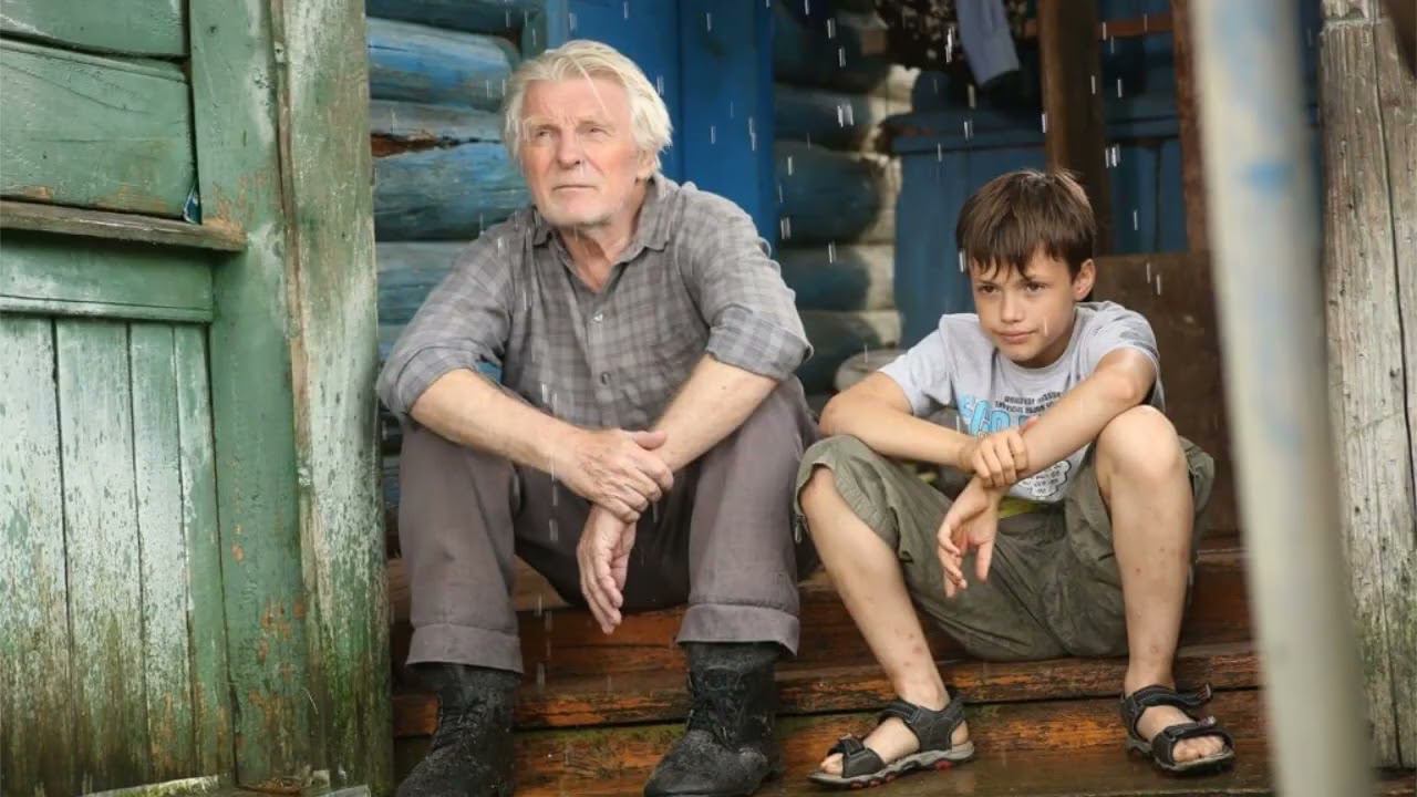 А река течёт смотреть онлайн