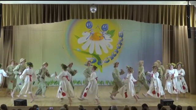 Образцовый ансамбль танца "Росинка" смотреть онлайн