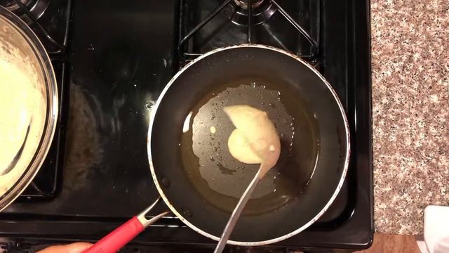 PANCAKES WITH JAM & ОЛАДУШКИ С ВАРЕНЬЕМ & ОЧЕНЬ ВКУСНО И БЫСТРО & ПАЛЬЧИКИ ОБЛИЖЕШЬ смотреть онлайн