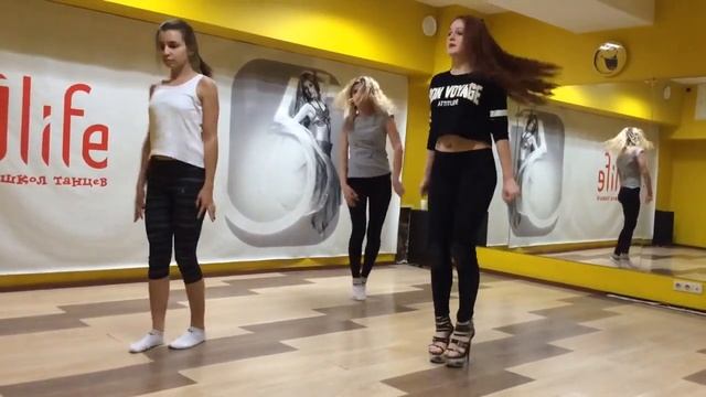 Стрип пластика. Педагог: Шепелева Анастасия. Школа танцев 5Life. смотреть онлайн