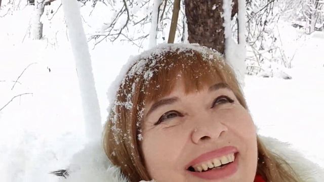 ЗИМНИЕ, БЕЛЫЕ ТАЙНЫ. 2-я серия. ПЕСНЯ О ЗИМЕ. ПОЁТ ТАТЬЯНА смотреть онлайн