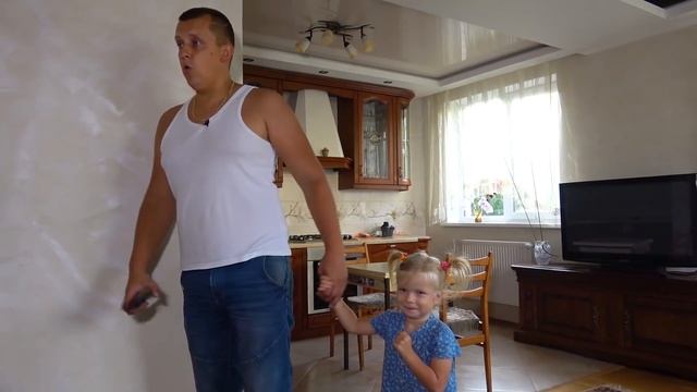 СОФИЯ ОБХИТРИЛА БРАТЬЕВ И ПОШЛА В КИНО. СОФУНЬЯ ШАЛУНЬЯ смотреть онлайн