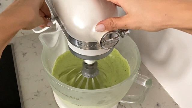 Шпинатный бисквит смотреть онлайн