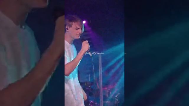 Андрей Нестеренко & Дима Пермяков- Ай лав ю смотреть онлайн